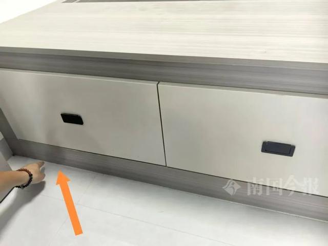 崩溃：全屋都是无法接受婚房被粪水浸泡！业主(图4)